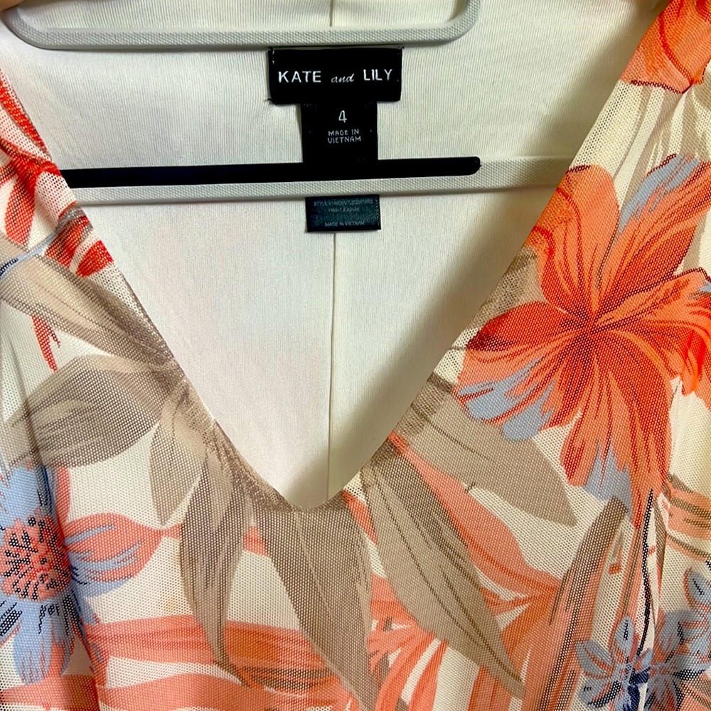 Kate and lily size 4 floral beige dress with flowers